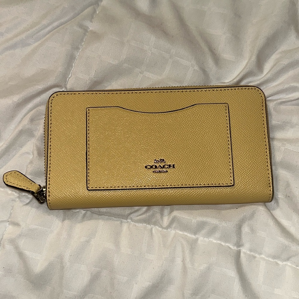 Coach wallet